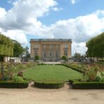 Jeden ze tří nejslavnějších příběhů hodinek se zčásti odehrál tady v Malém Trianonu