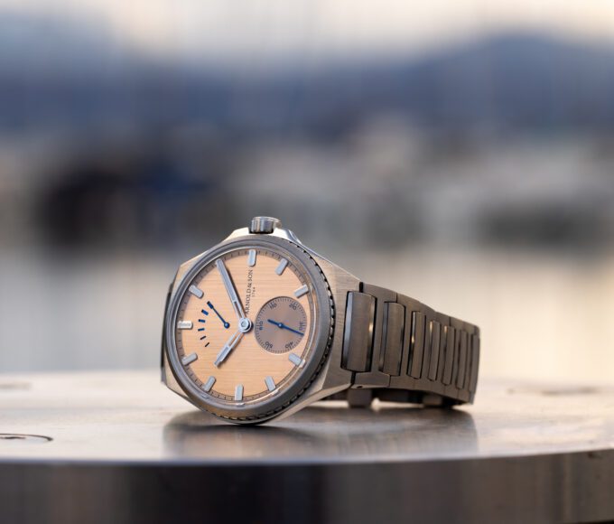 Arnold & Son Longitude Titanium Kingsand